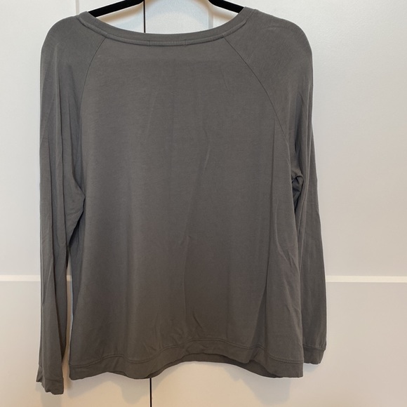 Banana Republic size M shirt - Picture 5 of 5